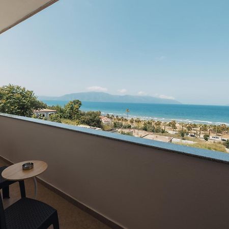 Voyage Villa Vlorë Exteriör bild