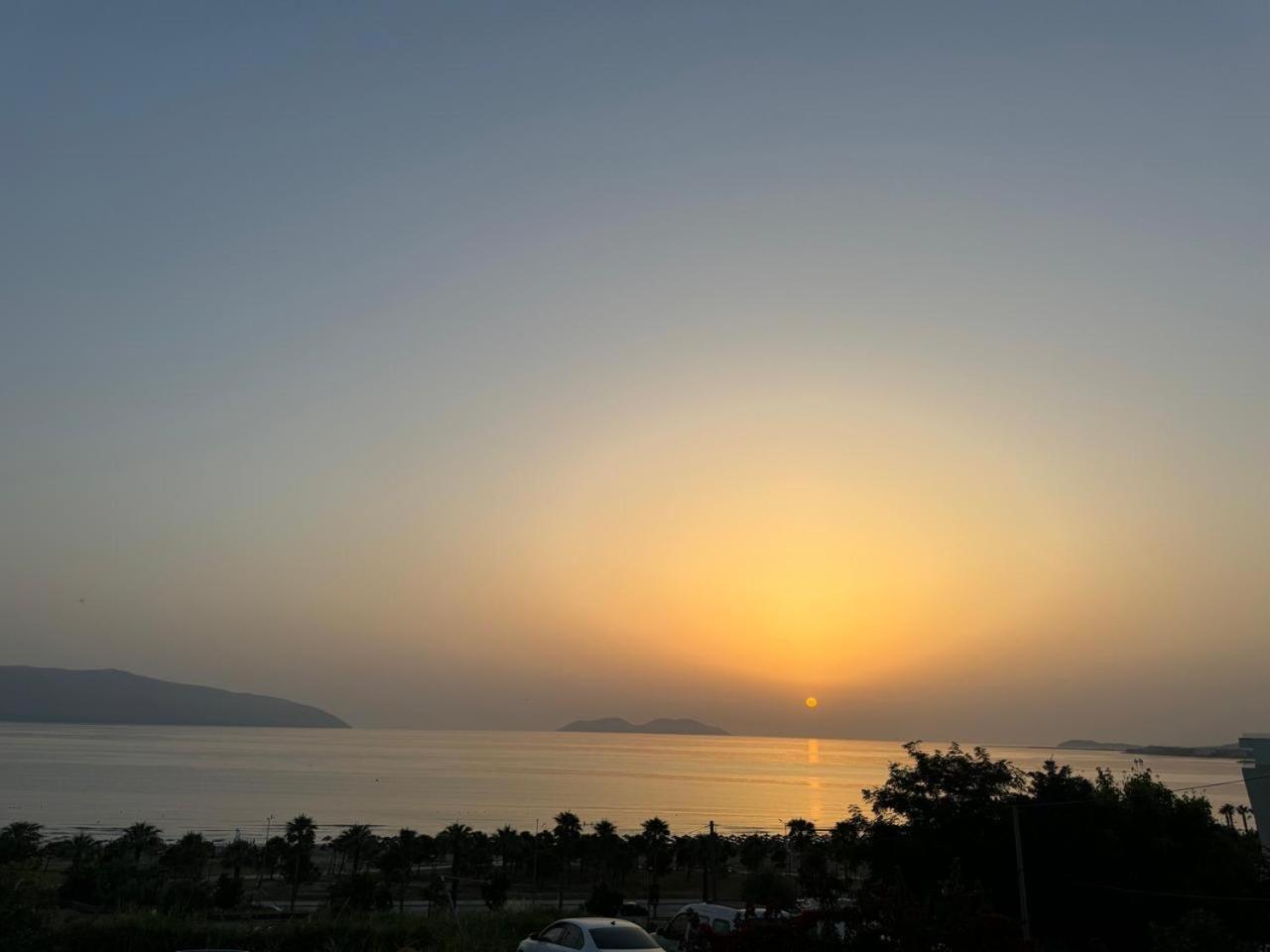 Voyage Villa Vlorë Exteriör bild