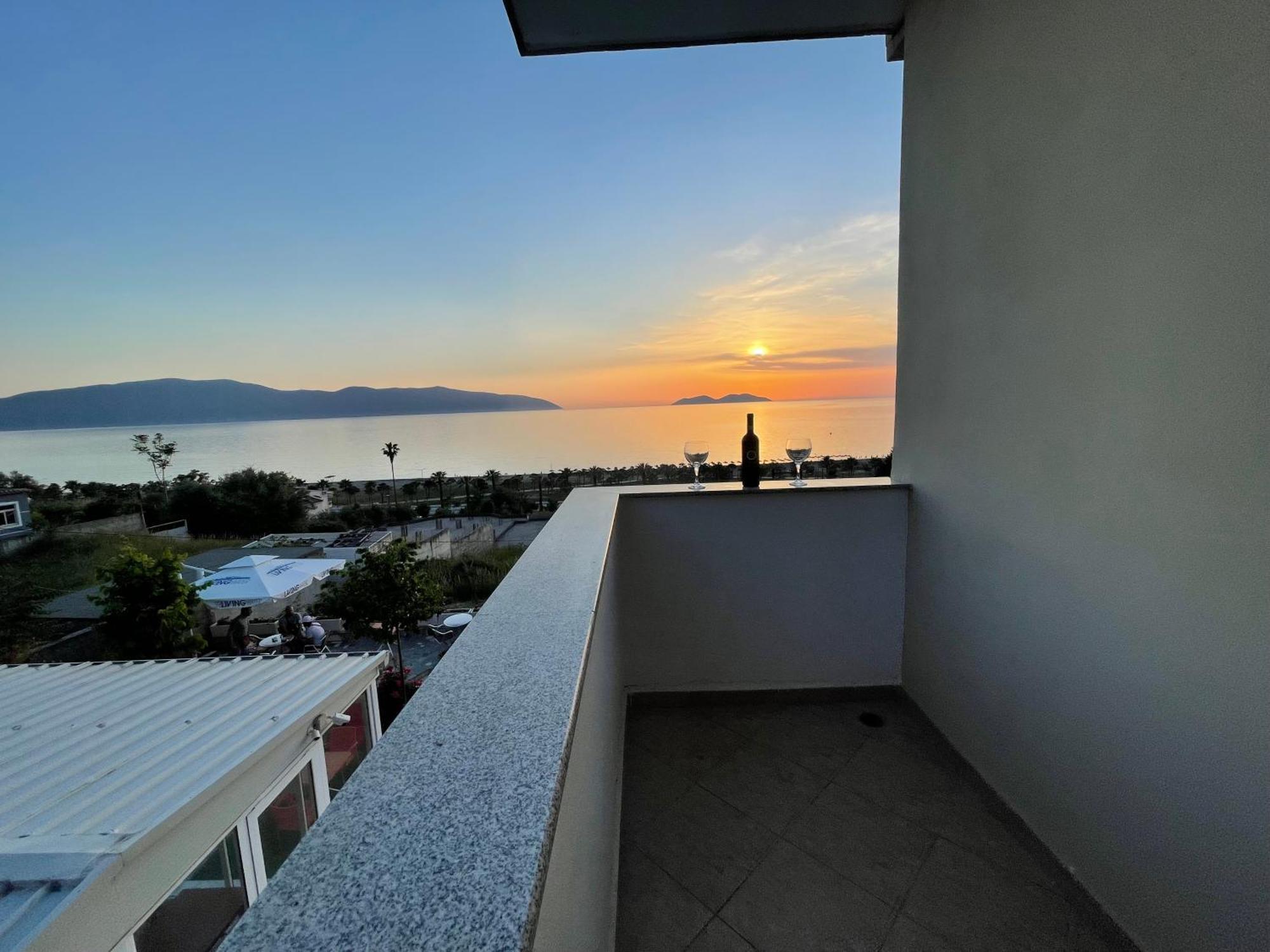 Voyage Villa Vlorë Rum bild