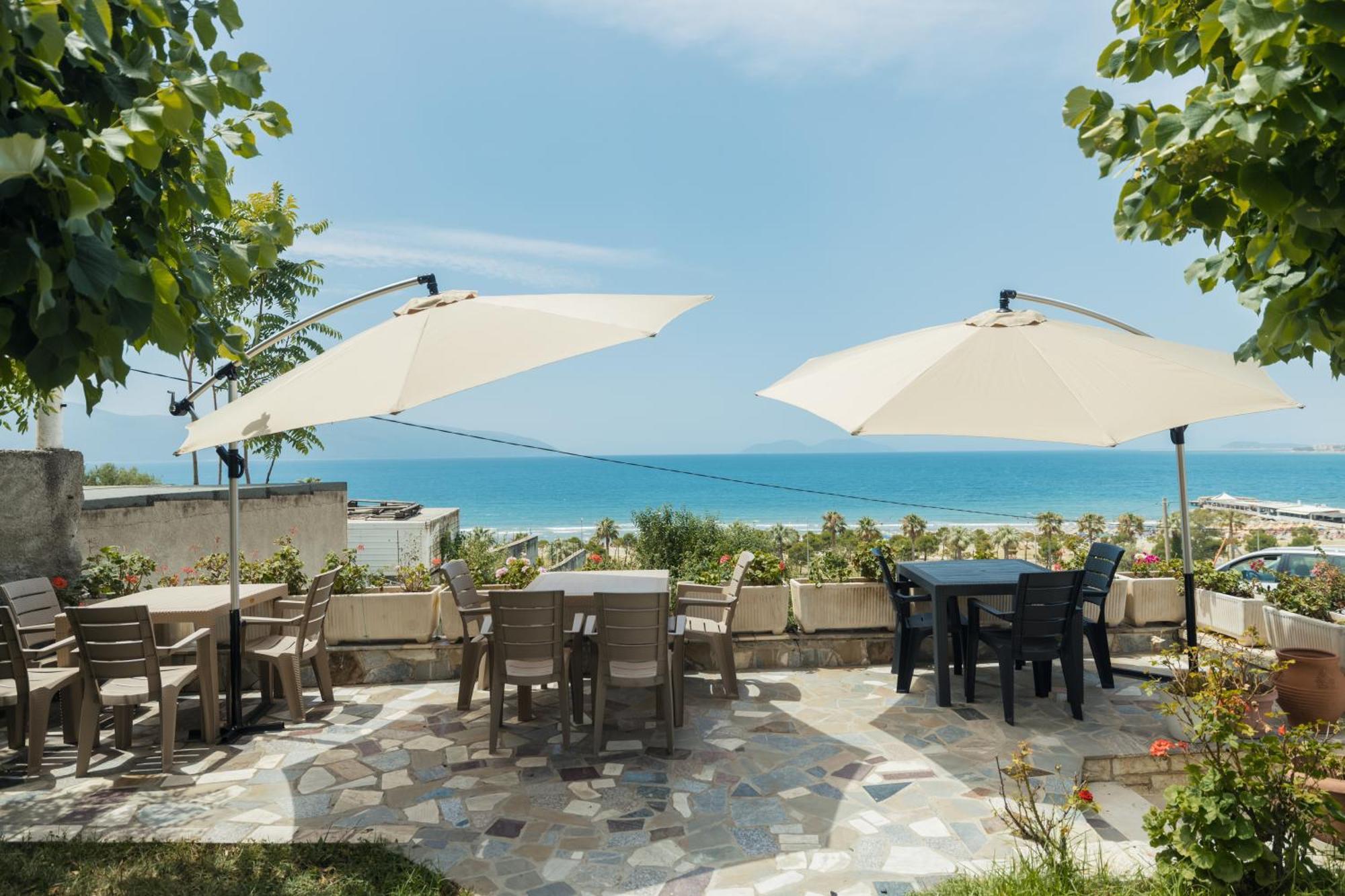 Voyage Villa Vlorë Exteriör bild