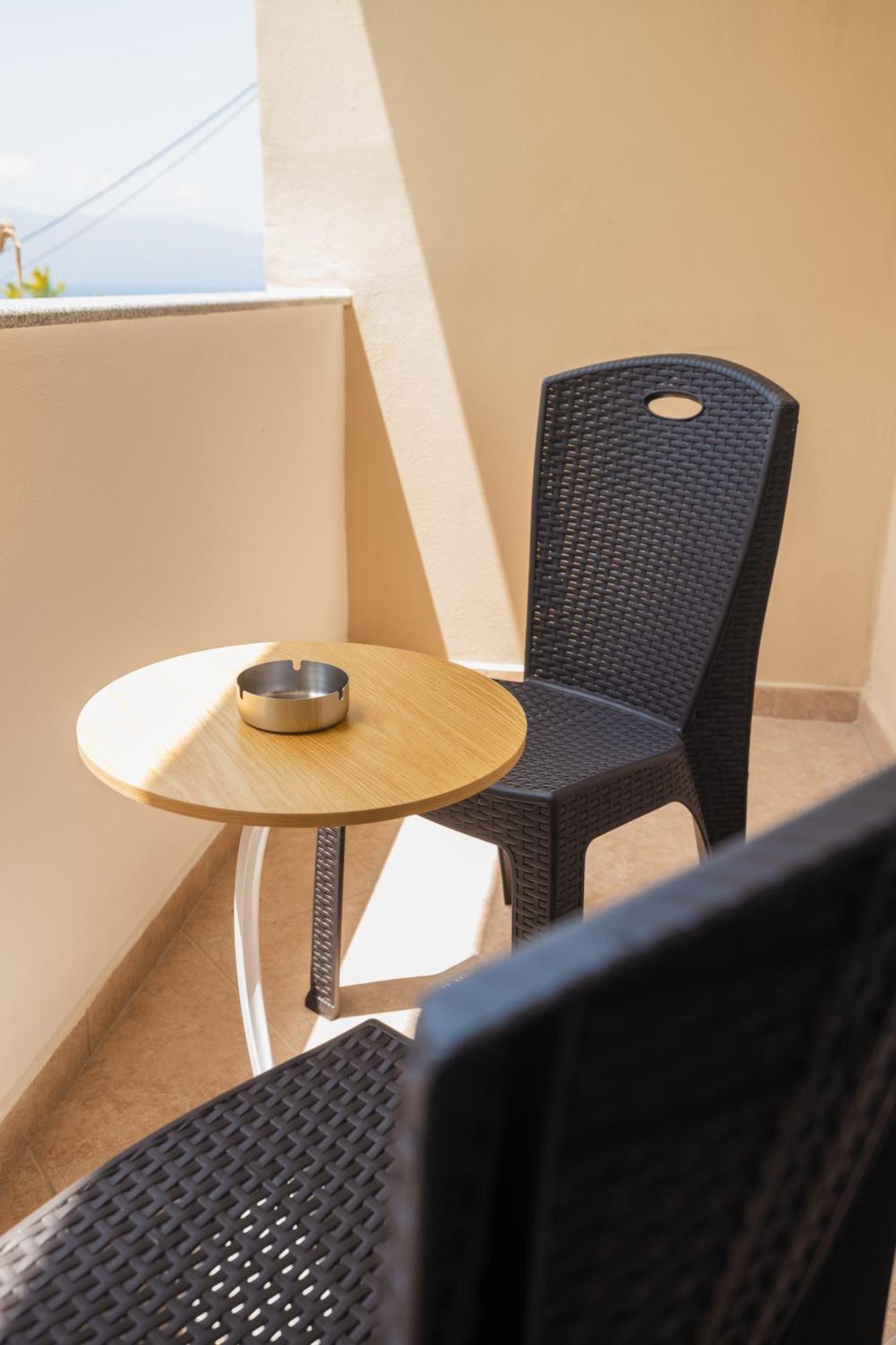 Voyage Villa Vlorë Exteriör bild