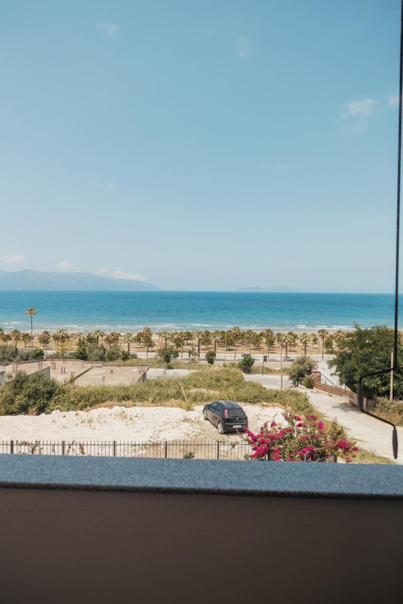 Voyage Villa Vlorë Exteriör bild