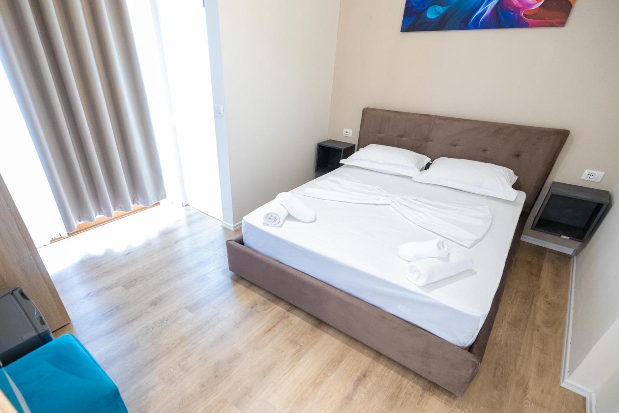 Voyage Villa Vlorë Exteriör bild